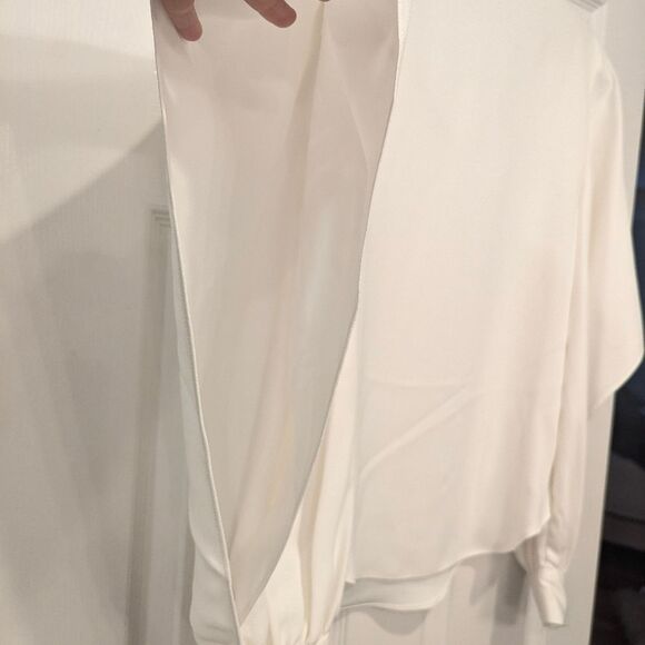 NWT Trina Turk White Women's Top blouse long sleeve cut out sleeve lagenlook XS - Picture 10 of 13